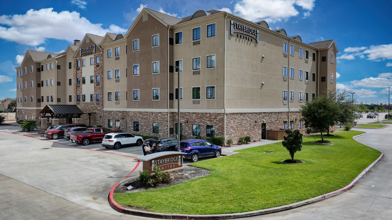 HVS Gallery 1 - Staybridge Suites Houston Humble Beltway 8 East.jpg